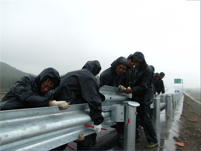 福建波形梁鋼護欄板